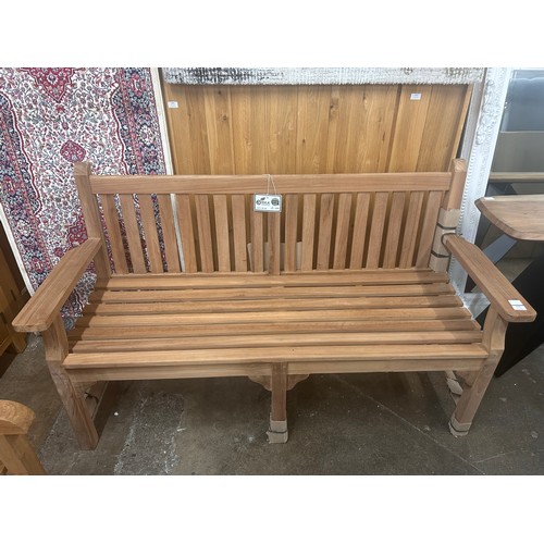 3155 - A Teak bench