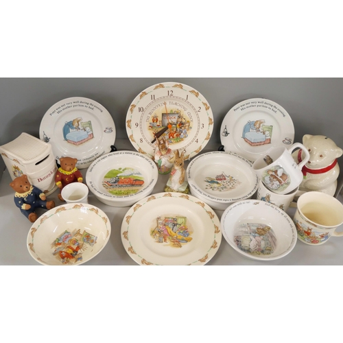 1024 - A box of Royal Doulton Bunnykins china and clock, two Beswick Beatrix Potter figures, etc. **PLEASE ... 