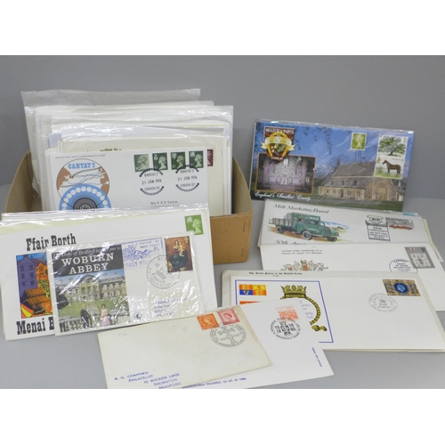 625 - A collection of commemorative stamp covers