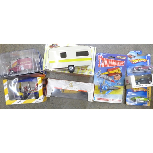 658 - A collection of nine Matchbox Hot Wheels, Oxford models including a CKO tin caravan, Tuk-Tuk and car... 