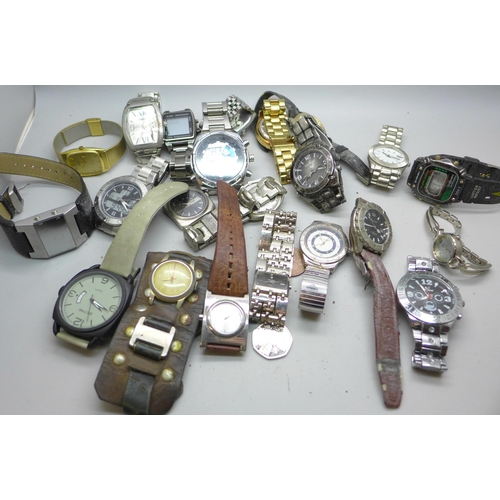 660 - A collection of wristwatches