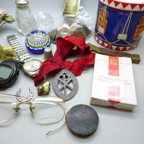 675 - Assorted items including coins, a paperweight, a patch box, etc.