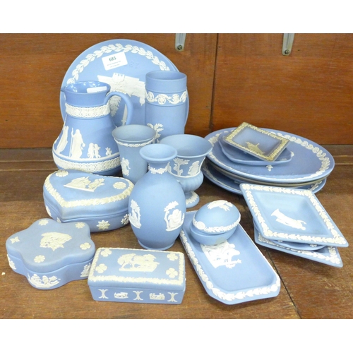 685 - A collection of Wedgwood Jasperware