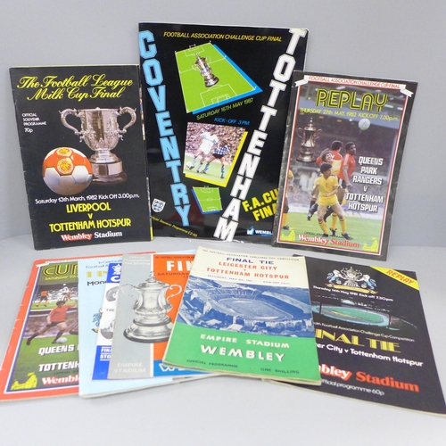 686 - Football; Tottenham Hotspur Cup Final programmes, 1961, 1962, 1967, 1981 (including replay), 1982 (i... 