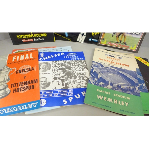 686 - Football; Tottenham Hotspur Cup Final programmes, 1961, 1962, 1967, 1981 (including replay), 1982 (i... 