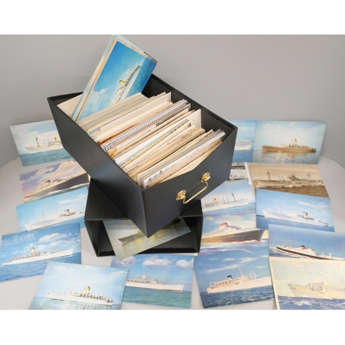 739 - A large collection of vintage postcards