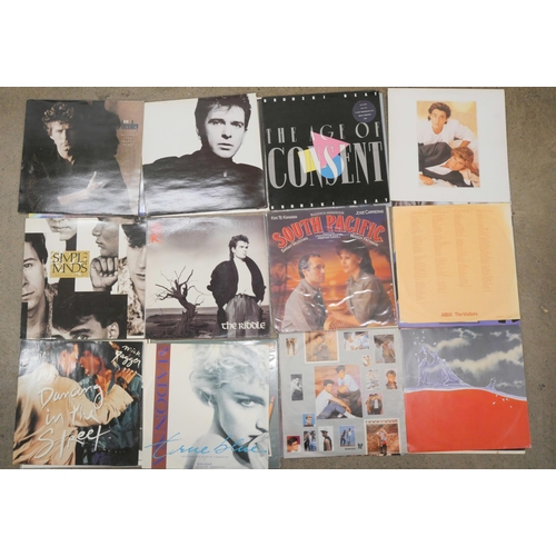 740 - A collection of 33 vinyl singles from the 1980s, 24 albums and 7 extended play singles, (see extra i... 