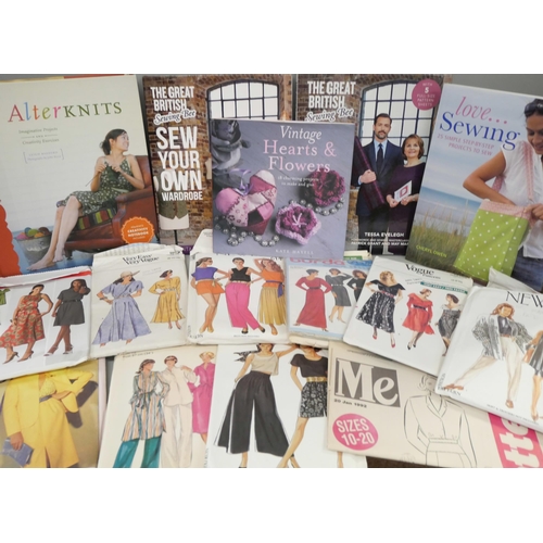 750 - A collection of dress patterns, knitting patterns and books related to knitting and sewing