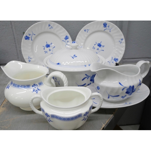 769 - A Royal Worcester Blue Bow dinner service