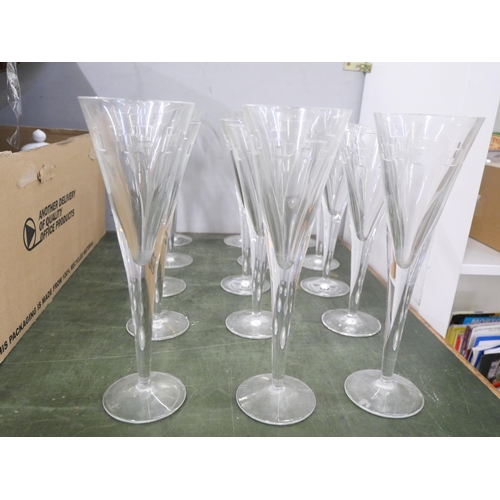 772 - Fifteen tall John Rocha 'Geo' pattern Waterford crystal glasses, (8, 4 and 3)