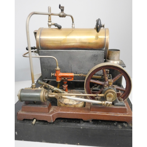 774 - A German tin-plate stationary steam engine with brass boiler, circa 1870