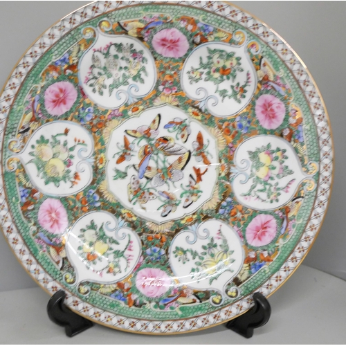 790 - Five Chinese Export porcelain plates