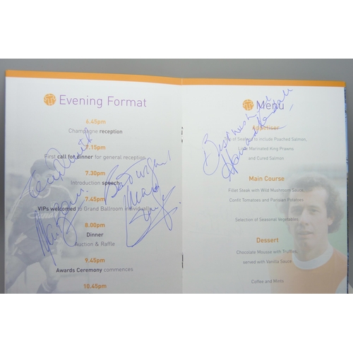 808 - A Football Hall of Fame menu with many autographs, including Bobby Charlton, Alex Ferguson, Tom Finn... 