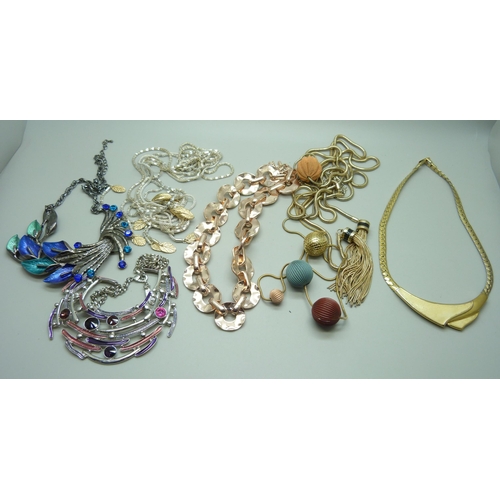 851 - A collection of costume necklets