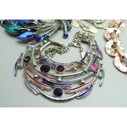 851 - A collection of costume necklets