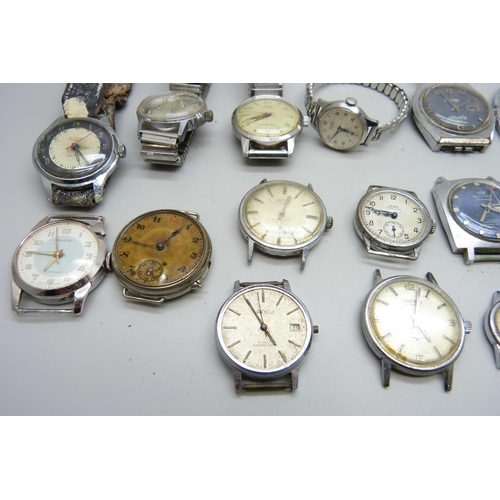 867 - A collection of lady's and gentleman's mechanical wristwatches