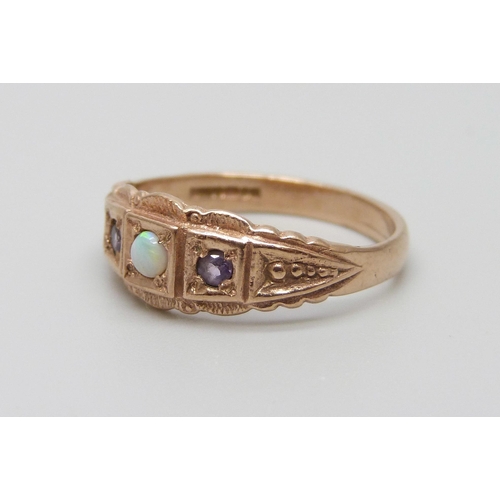 887 - A 9ct gold, opal and amethyst ring, 2.7g, O