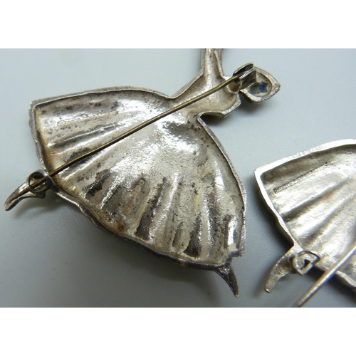 955 - Two hallmarked silver ballerina brooches by Frederick Massingham, marked DHP, Birmingham 1947, 6cm