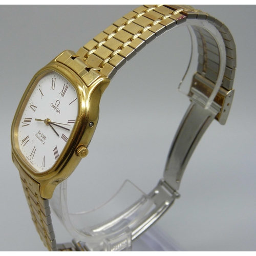 966 - An Omega De Ville wristwatch, 33mm including crown, on an Omega bracelet