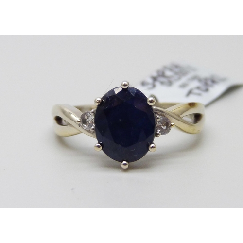 986 - A silver gilt sapphire and white topaz ring, S