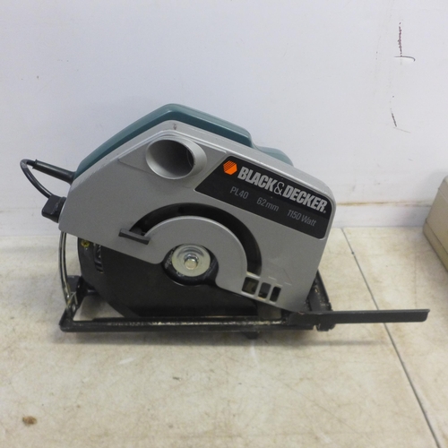 5015 - A quantity of power tools including a Black and Decker PL40 62mm circular saw, a Wolf pillar drill, ... 