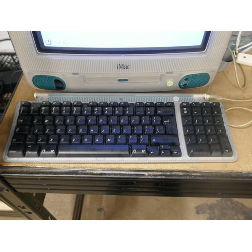 5050 - A vintage iMac personal computer with cable, keyboard and mouse and a Cumana BBC compatible 3.5” dis... 