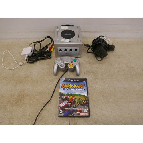 5061 - A Nintendo Gamecube with controller, cables, HDMI adapter and Mario Kart Double Dash game