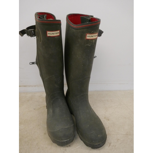 5070 - 2 pairs of Hunter Wellington boots including Royal Hunters made in Scotland - size 10