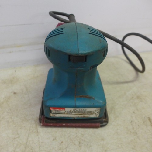 5022 - A quantity of power tools and other items including a Challenge MP3780 , 240V electric power planer,... 