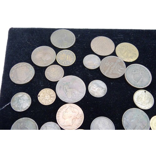 850B - A mixed lot of early copper coins and medallions