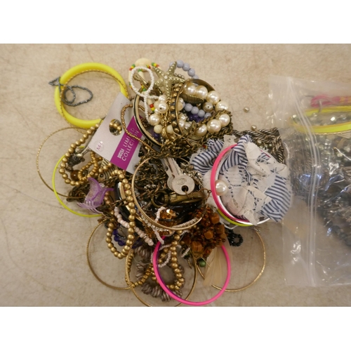 5087 - 2 bags of costume jewellery