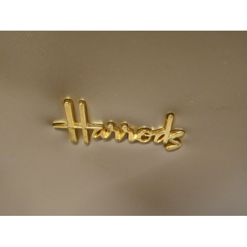 5092 - A Harrods handbag