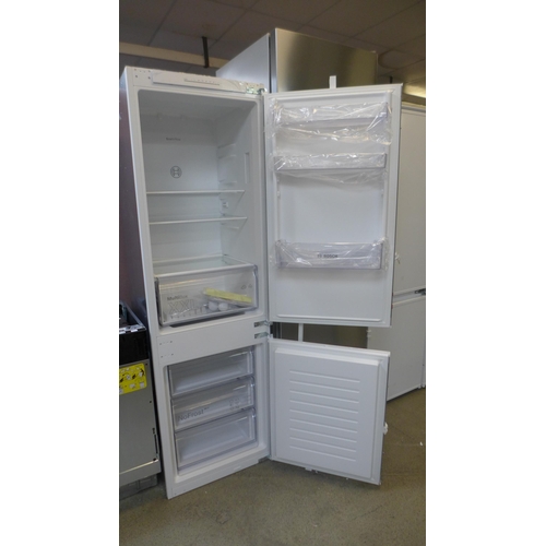 4002 - Bosch Side by Side Fridge Freezer  - model no. - KAD90VI20G, Original RRP £1832.5 inc Vat (463-16) *... 