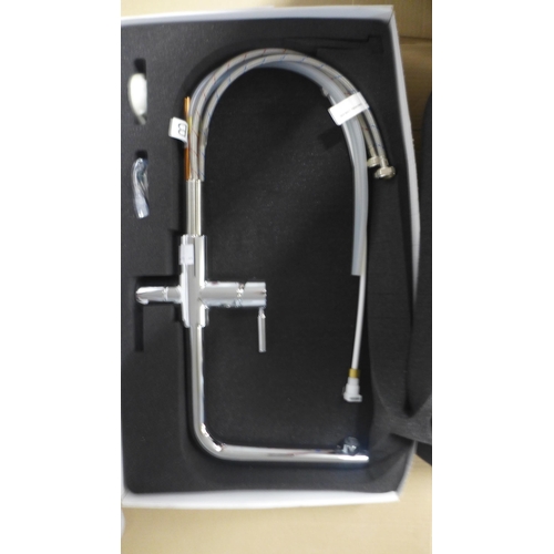 4047 - Insinkerator 3N1 Hot Water Tap - model no. - 44837, Original RRP £269.25 inc Vat (463-5) *This lot i... 