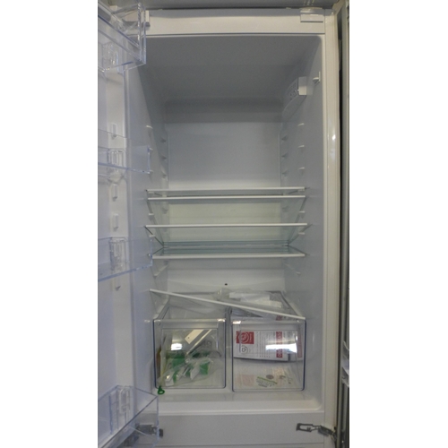 4067 - AEG Integrated 70/30 Fridge Freezer (Frost Free) ( Transit Damaged) - Model OSC6N181ES , Original RR... 