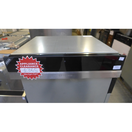 4143 - Bosch Serie 8 Warming Drawer - model no. - BIC630NS1B, Original RRP £407.5 inc Vat (463-86) *This lo... 