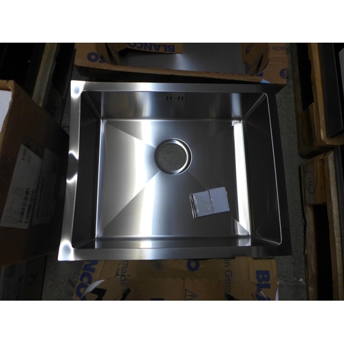 4172 - 3x  Mixed Size/Style stainless steel sinks inc Blanco (463-144, 145) *This lot is subject to Vat