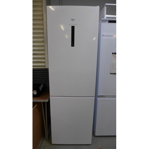 4187 - AEG Freestanding 60/40 Fridge Freezer (Frost Free) - Model RCB632E3MW , Original RRP £657.5 inc Vat ... 