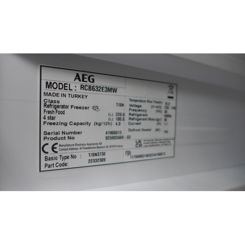 4187 - AEG Freestanding 60/40 Fridge Freezer (Frost Free) - Model RCB632E3MW , Original RRP £657.5 inc Vat ... 