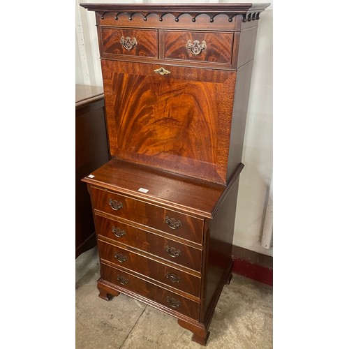 124 - A Regency style mahogany escritoire