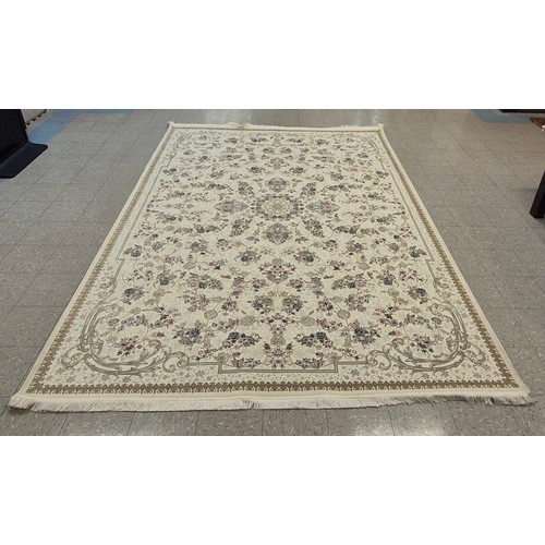 269 - A Kashan Shahkar Dorrin pattern ivory ground rug, 356 x 252cms