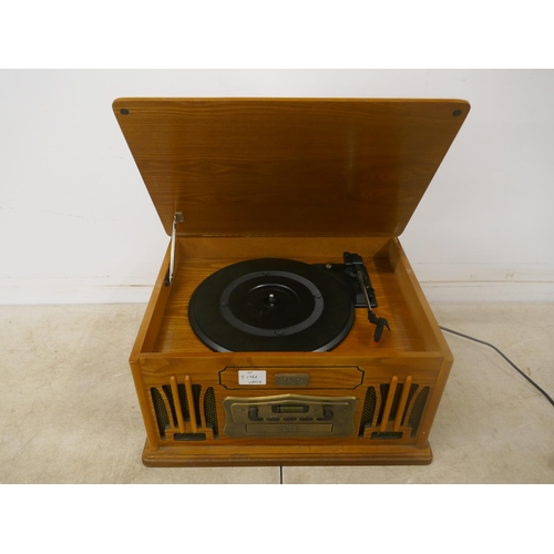 5098A - A wooden cased Classic compact disc and vinyl record player with integrated speakers