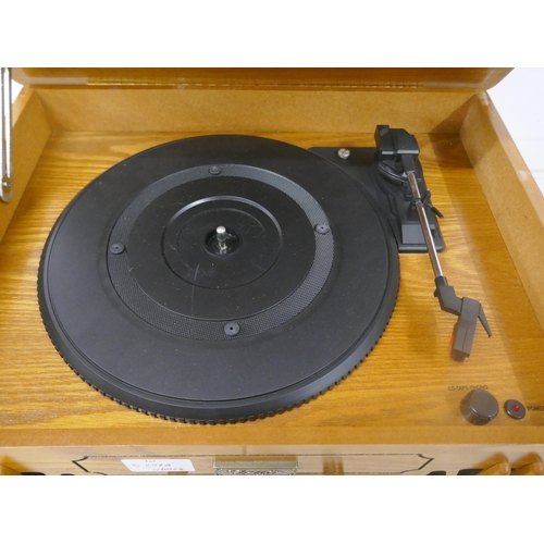 5098A - A wooden cased Classic compact disc and vinyl record player with integrated speakers