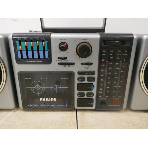 5101 - A Sony Mega Bass FS-DW38L radio cassette-corder and a Phillips type D-8453 sound machine 4 band radi... 