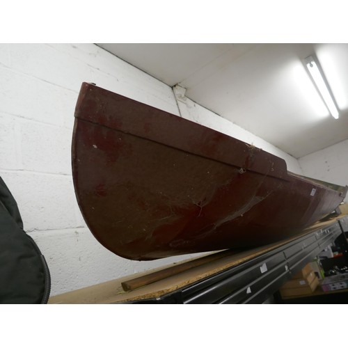 5095 - A 173cm wood and fibreglass model boat