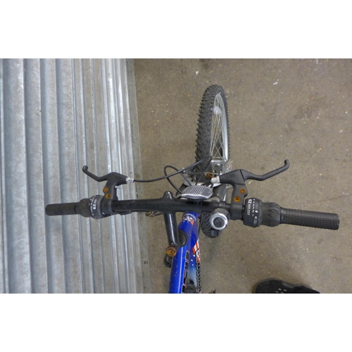 5136 - A Harlem Rush steel framed mountain bike