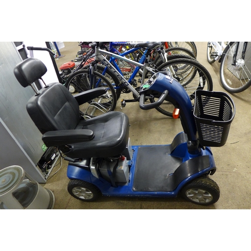 5140 - A Pride 4 Wheel mobility scooter with key - no charger *Police repossession