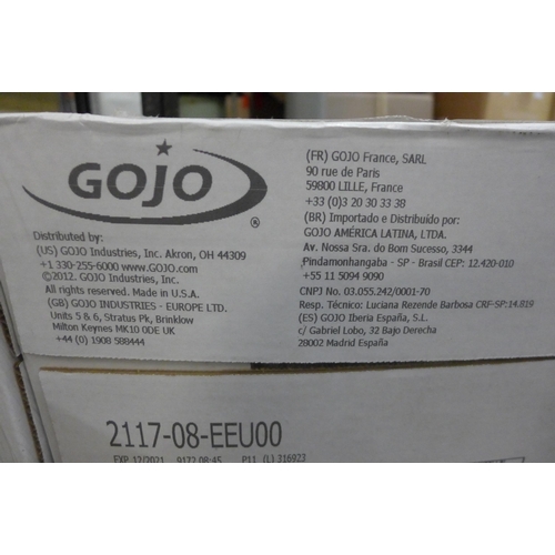 5245 - 8 x Boxes of 4 x 1000ml GoJo deluxe lotion soap with moisturiser (pink). Expiry date 12/21