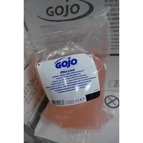 5250 - 8 x Boxes of 4 x 1000ml GoJo deluxe lotion soap with moisturiser (pink). Expiry date 12/21