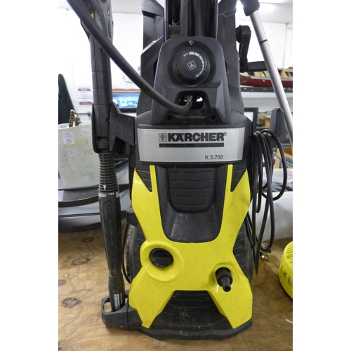 5295 - A Karcher IT.5.700 electric jet wash with lance